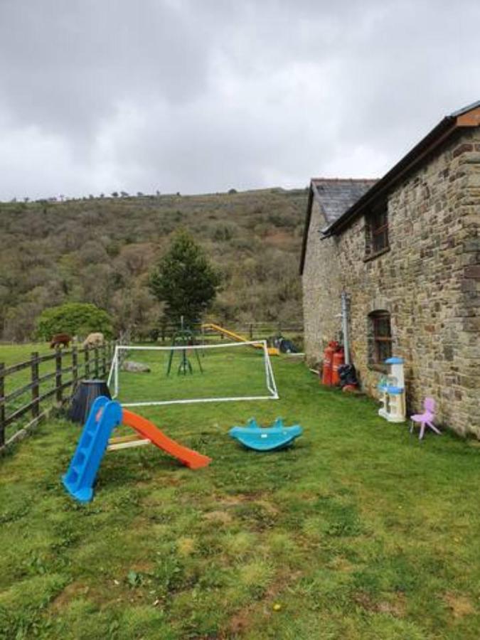 マーサー・ティドビル Cwm Farm Cwtchヴィラ エクステリア 写真